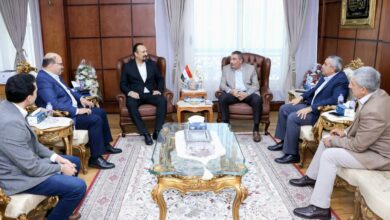 Hapag-Lloyd delegation meeting Damietta Port Authority officials to discuss expanded cooperation.