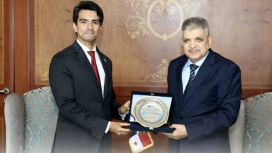 Suez Canal Authority Chairman Admiral Osama Rabie meets Panama's Ambassador Ricardo Isaza in Ismailia to discuss maritime cooperation.
