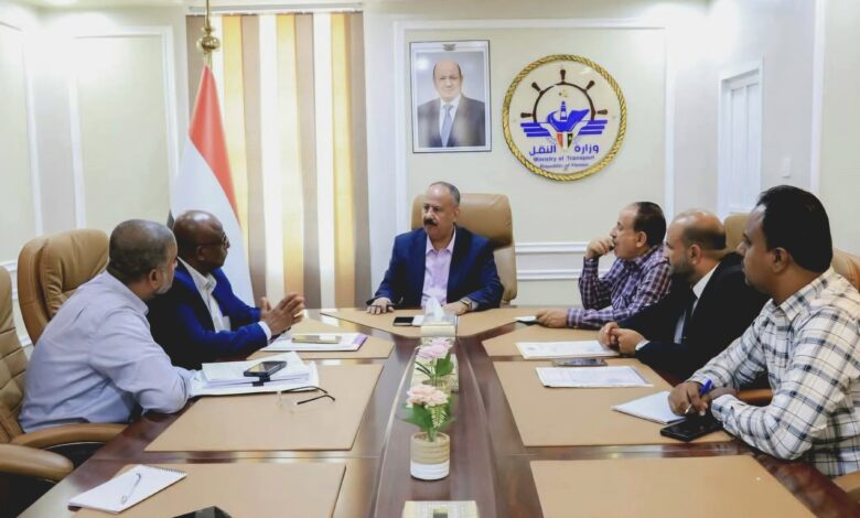 Yemen’s transport minister meets port and maritime officials in Aden to review Mukalla Port development projects and operational readiness.