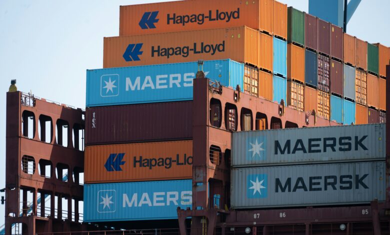 Maersk & Hapag Lloyd